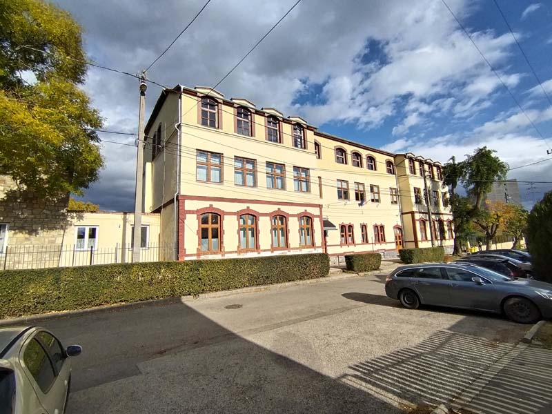 Szent József iskola 2