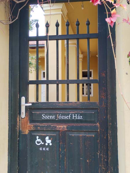 Szent József közösségi ház 2